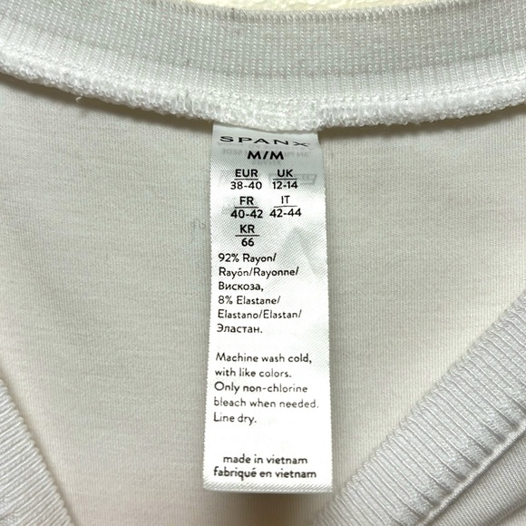 Spanx white tunic. - Picture 3 of 4